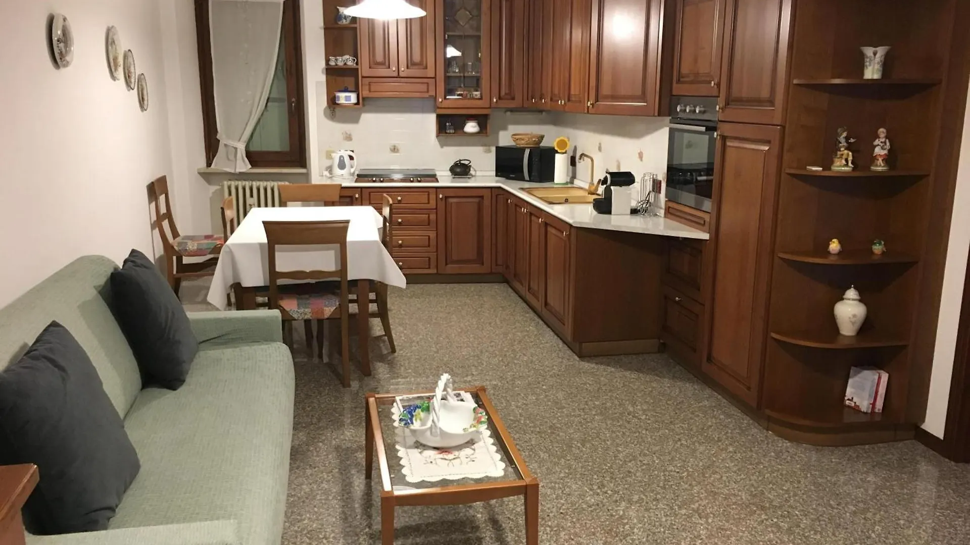 Apartment Ferienwohnung Agnese San Felice del Benaco