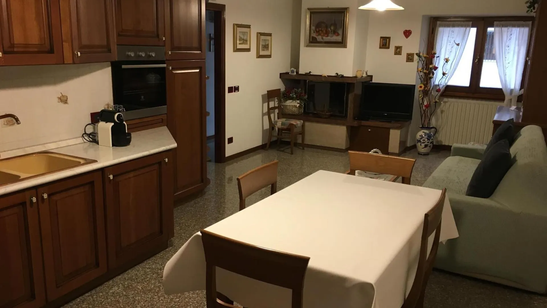 Ferienwohnung Agnese San Felice del Benaco 0*,  Italien